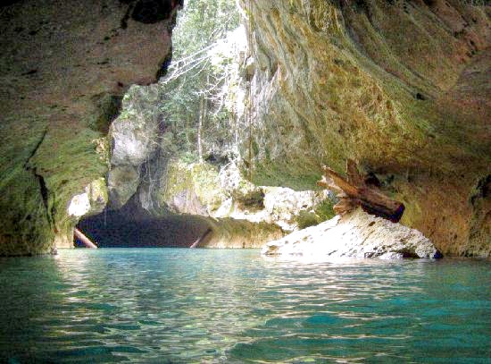 Belize Cave Tubing