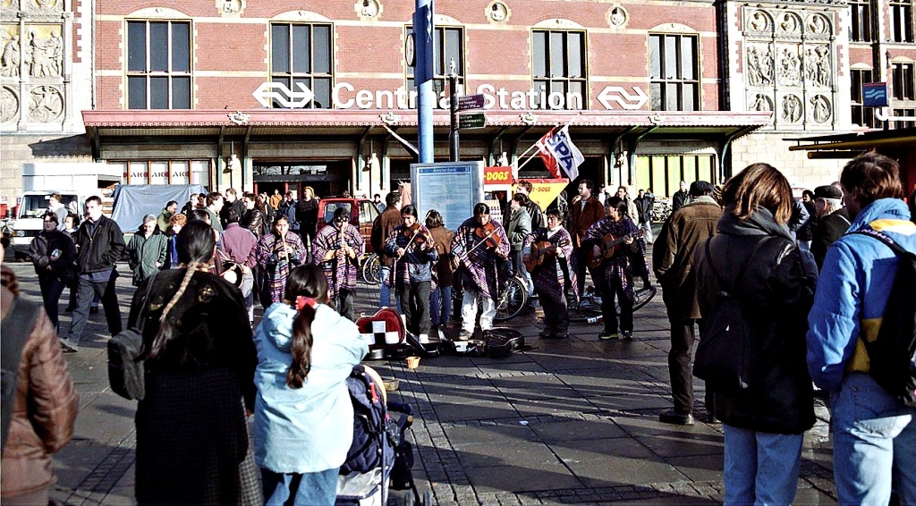 Entertaining Ecuadorians in Amsterdam