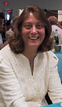 Mary, Paul's ex-wife, looked <i>very</i> happy to see Paul re-hooked!