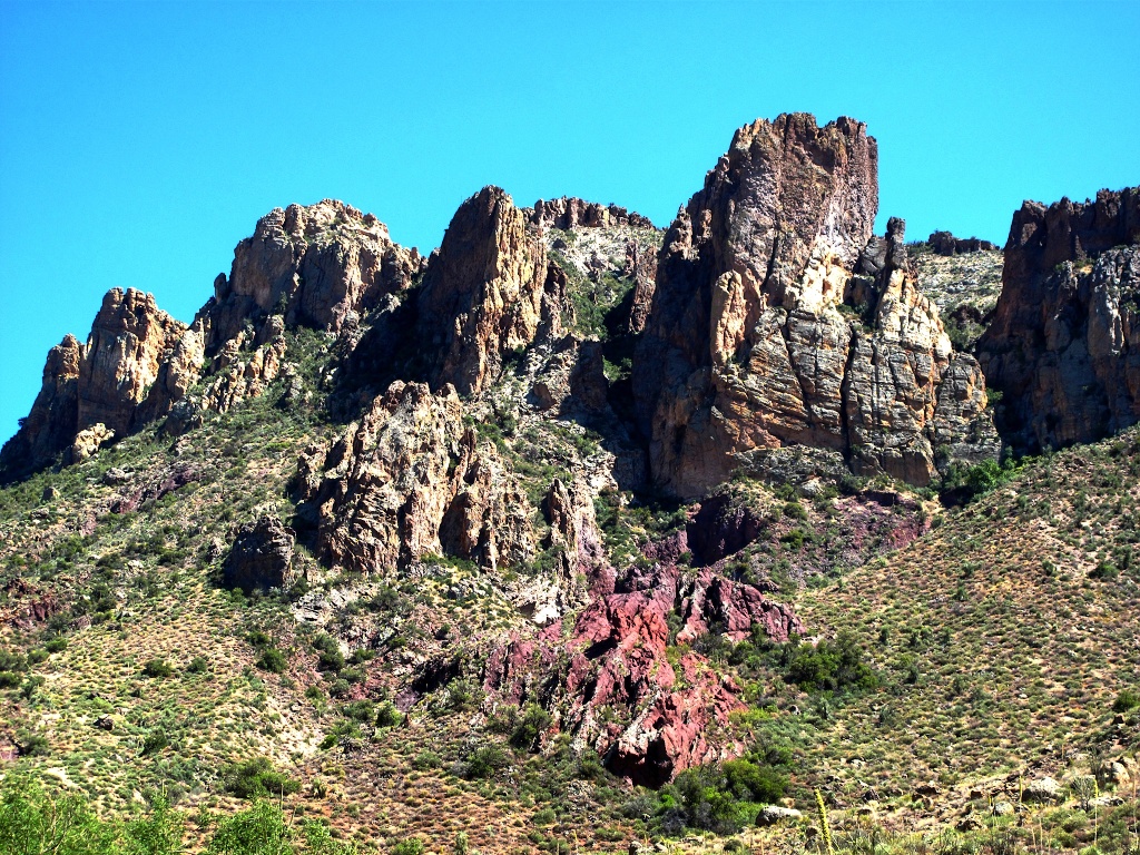 Spectacular colors along AZ-88.