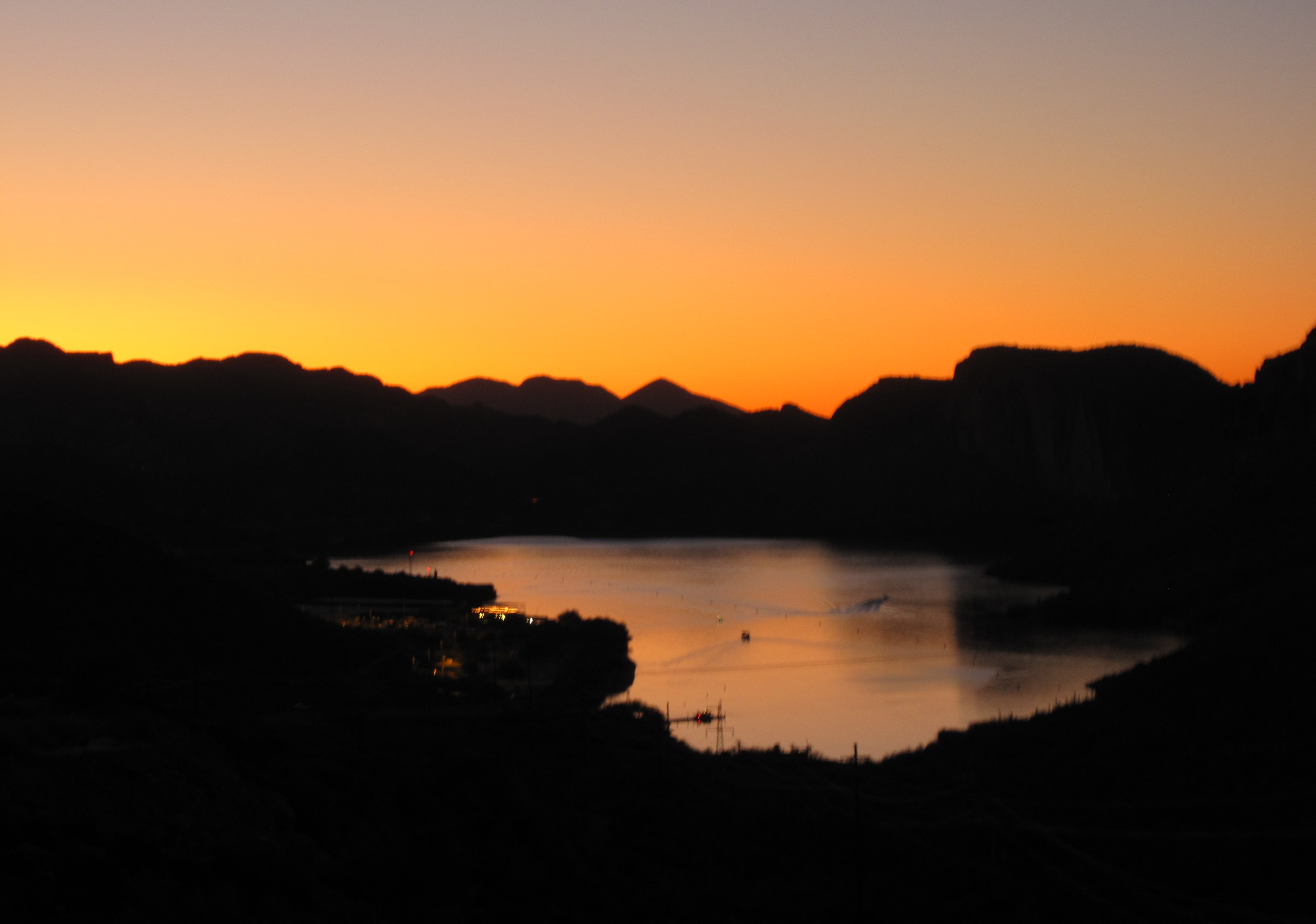 Fading light over Canyon Lake.