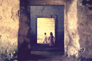 Karen and Dottie in the passages of the Castillo de San Marcus.