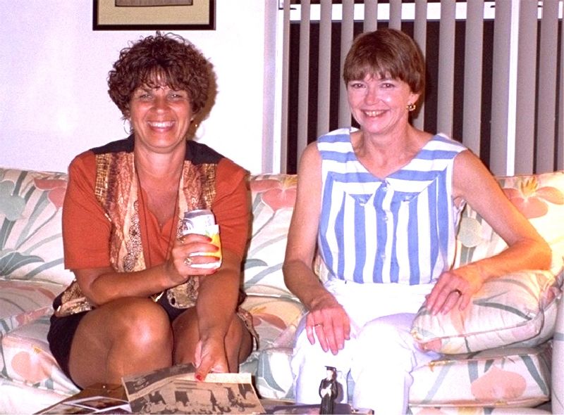 <b>Janis, Pam</b><br />Looking better than ever&mdash;not that they'd ever looked bad!&mdash;Pam later won a limbo contest.