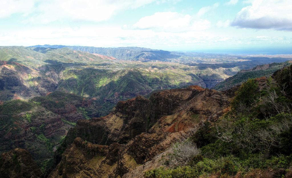 Waimea Canyon in HDR.